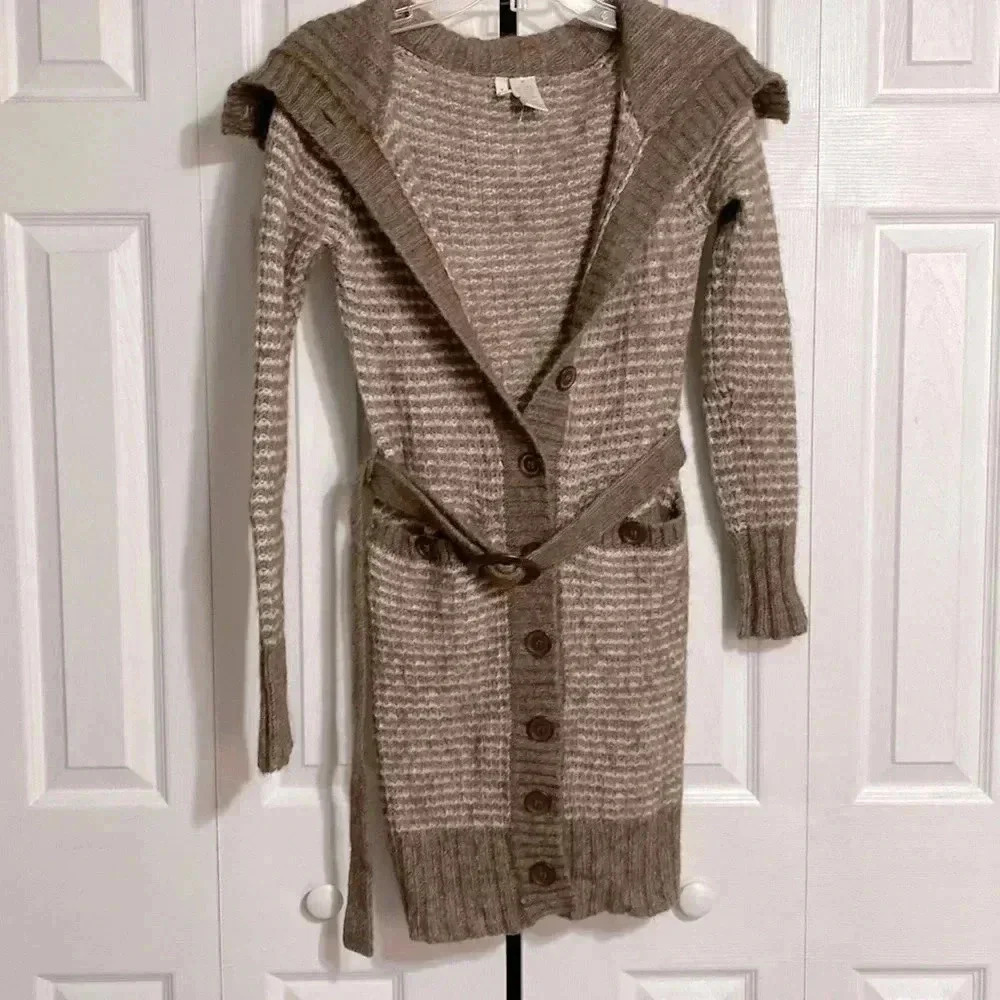 Moth brown & beige cardigan sweater